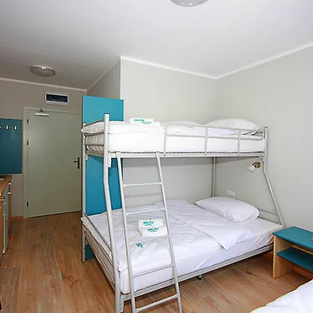 Park Apartment *