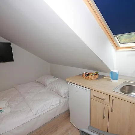 Park Apartment *